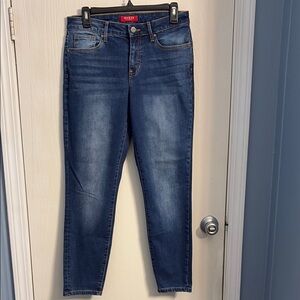 Guess Blue Skinny Jeans with Classic Stretch